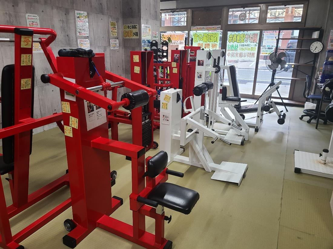 入口側から見た店内